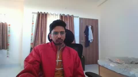 maskboyz2003 online show from January 1, 2025, 11:49 am