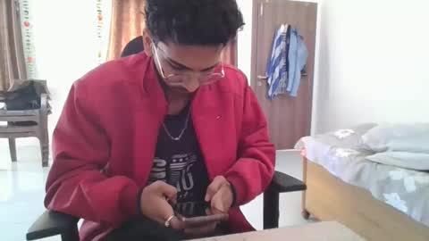 maskboyz2003 online show from January 15, 2025, 4:47 am