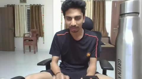 maskboyz2003 online show from January 31, 2025, 4:06 pm