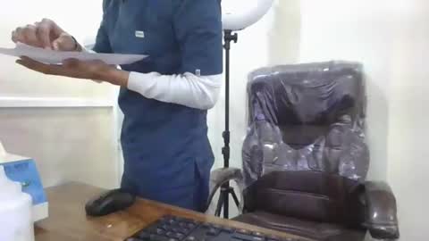 maskboyz2003 online show from February 3, 2025, 12:25 pm