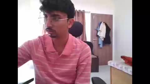 maskboyz2003 online show from March 2, 2025, 11:29 am