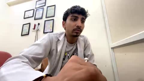 maskboyz2003 online show from March 10, 2025, 10:48 am