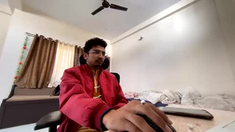 Mask Boy online show from December 17, 2024, 7:18 am