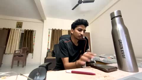 Mask Boy online show from January 31, 2025, 4:06 pm