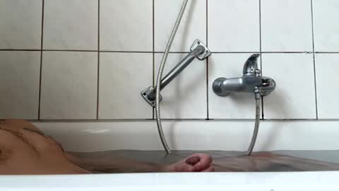 Snapshot of maskeddmann chatting on December 20, 2024, 11:10 am maskeddmann online show from December 20, 2024, 11:10 am