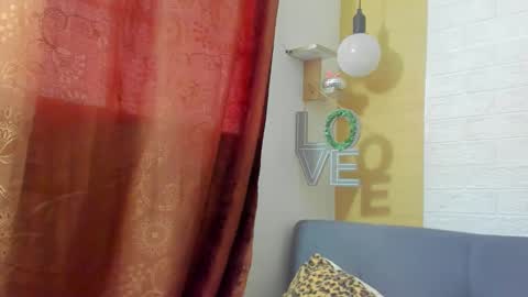 Snapshot of maskedgirl01 chatting on September 9, 2025, 7:13 pm Scarlet online show from September 9, 2025, 7:13 pm