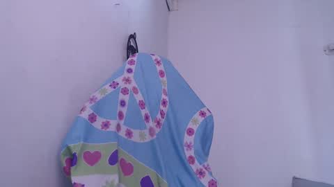 Snapshot of massielferretis chatting on December 27, 2024, 9:00 pm massiel ferreti online show from December 27, 2024, 9:00 pm