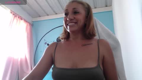 Snapshot of massielferretis chatting on September 22, 2025, 7:49 pm massiel ferreti online show from September 22, 2025, 7:49 pm