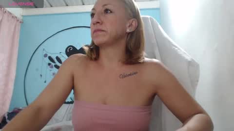 Snapshot of massielferretis chatting on October 2, 2025, 11:56 pm massiel ferreti online show from October 2, 2025, 11:56 pm