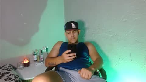 massimo_vidal online show from December 16, 2025, 2:16 am