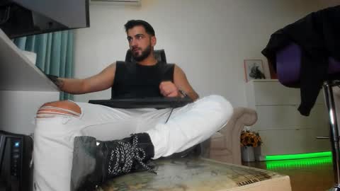 Snapshot of master9four chatting on September 21, 2025, 4:14 am Matthew online show from September 21, 2025, 4:14 am