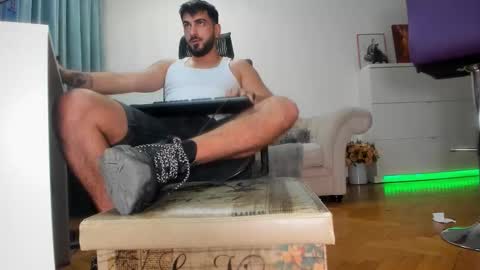 Snapshot of master9four chatting on September 22, 2025, 4:20 pm Matthew online show from September 22, 2025, 4:20 pm