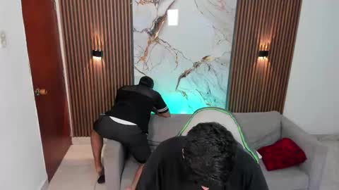 master_javi online show from September 28, 2025, 5:13 am