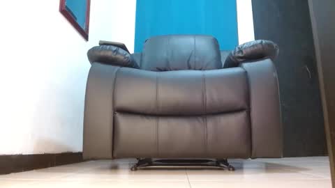 Snapshot of master_melo chatting on November 8, 2025, 4:51 pm master melo online show from November 8, 2025, 4:51 pm