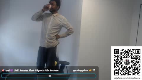 Snapshot of masterdomfuck chatting on November 1, 2025, 1:46 pm Masterdomfuck online show from November 1, 2025, 1:46 pm