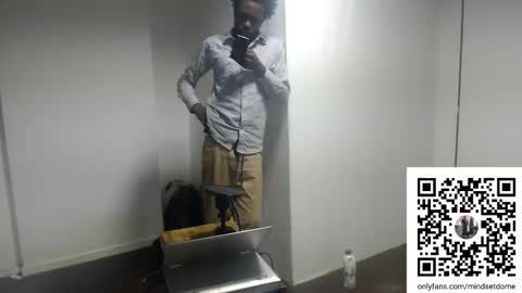 Snapshot of masterdomfuck chatting on November 13, 2025, 11:25 pm Masterdomfuck online show from November 13, 2025, 11:25 pm