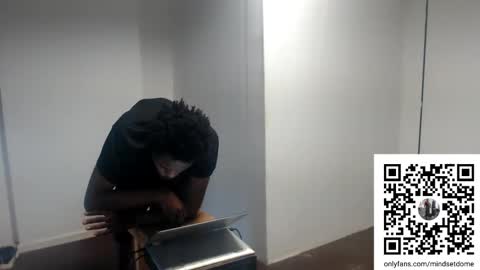 Snapshot of masterdomfuck chatting on November 16, 2025, 10:26 pm Masterdomfuck online show from November 16, 2025, 10:26 pm