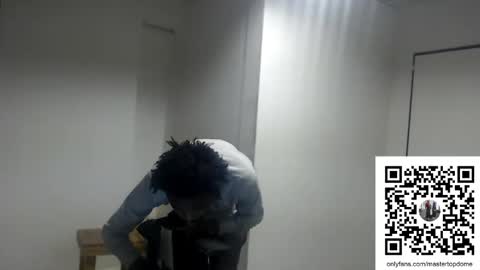 Snapshot of masterdomfuck chatting on November 24, 2025, 12:21 am Masterdomfuck online show from November 24, 2025, 12:21 am