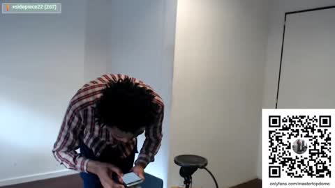 Snapshot of masterdomfuck chatting on November 27, 2025, 11:01 am Masterdomfuck online show from November 27, 2025, 11:01 am