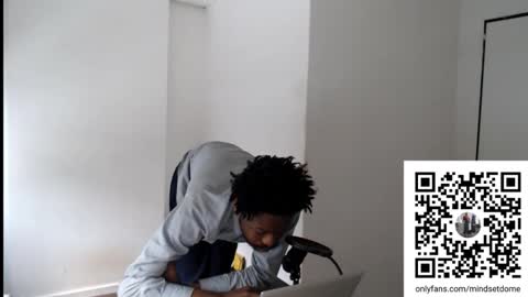 Snapshot of masterdomfuck chatting on December 15, 2025, 1:04 pm Masterdomfuck online show from December 15, 2025, 1:04 pm