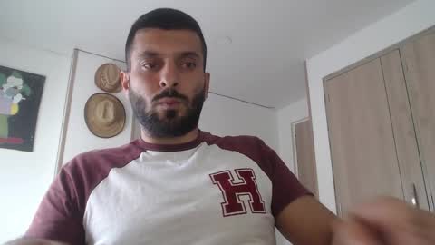 Snapshot of masterofinfatuation chatting on December 28, 2024, 8:15 pm   online show from December 28, 2024, 8:15 pm