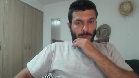 Snapshot of masterofinfatuation chatting on January 23, 2025, 1:08 am   online show from January 23, 2025, 1:08 am