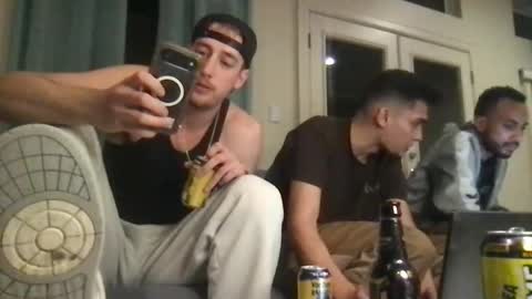 masterrobert134 online show from December 15, 2025, 6:06 am