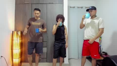 Team Cris Darwin- Fernando- Stiven- David online show from January 17, 2025, 11:06 am