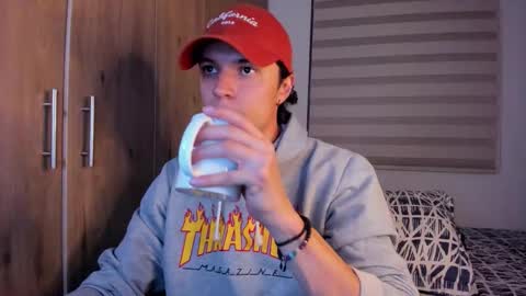 mastrangelo_x online show from October 17, 2025, 3:53 am