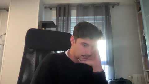 Aaron online show from November 21, 2025, 3:54 pm