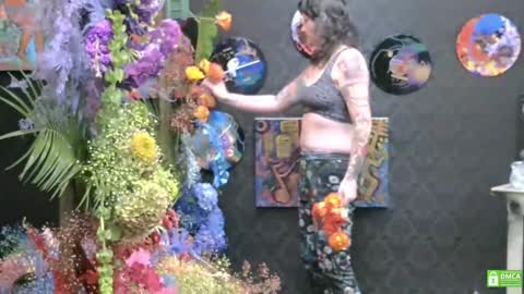 Snapshot of matchingtracksuits chatting on December 13, 2024, 4:05 pm Jer and Kel online show from December 13, 2024, 4:05 pm