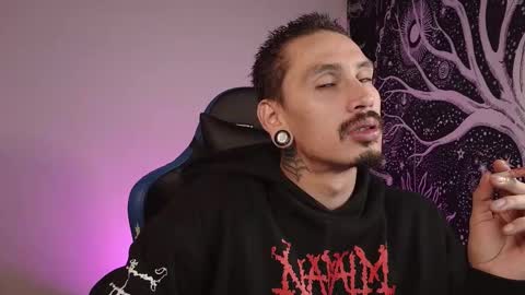 Mateo online show from November 26, 2025, 2:45 am