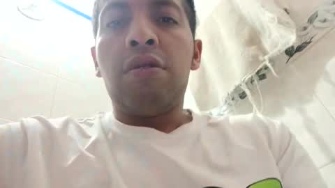 Snapshot of mathew_sexboy chatting on October 27, 2025, 4:16 am mathew_sexboy online show from October 27, 2025, 4:16 am