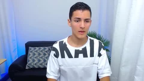 Snapshot of matiius18 chatting on October 7, 2025, 2:03 pm Matias online show from October 7, 2025, 2:03 pm