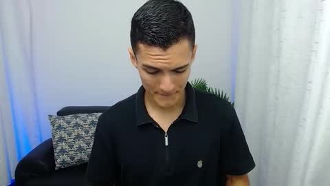 Snapshot of matiius18 chatting on November 12, 2025, 1:33 pm Matias online show from November 12, 2025, 1:33 pm