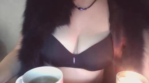 matilda ua online show from October 22, 2025, 8:52 pm