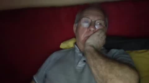 Snapshot of matricule4246 chatting on January 5, 2025, 4:27 pm joyaam79 online show from January 5, 2025, 4:27 pm