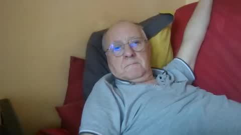 Snapshot of matricule4246 chatting on January 30, 2025, 1:21 pm joyaam79 online show from January 30, 2025, 1:21 pm