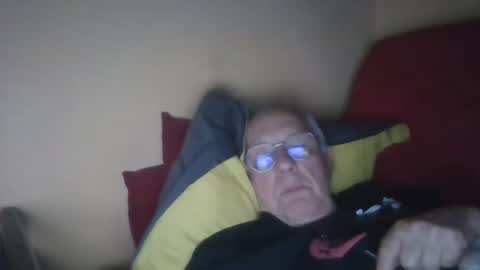 Snapshot of matricule4246 chatting on March 5, 2025, 10:54 pm joyaam79 online show from March 5, 2025, 10:54 pm