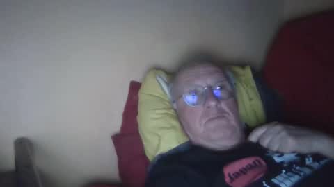 Snapshot of matricule4246 chatting on March 6, 2025, 11:42 pm joyaam79 online show from March 6, 2025, 11:42 pm