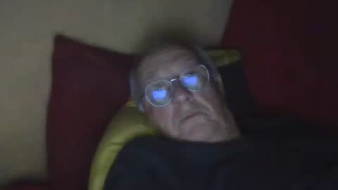 Snapshot of matricule4246 chatting on December 13, 2025, 8:04 pm joyaam79 online show from December 13, 2025, 8:04 pm