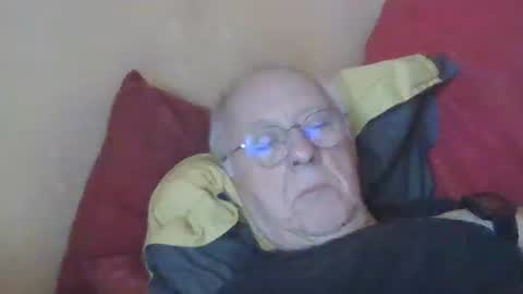 Snapshot of matricule4246 chatting on December 20, 2025, 11:39 am joyaam79 online show from December 20, 2025, 11:39 am