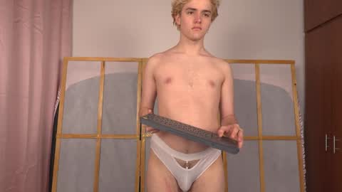 Snapshot of matt_soldi chatting on December 17, 2024, 10:01 am Matas online show from December 17, 2024, 10:01 am