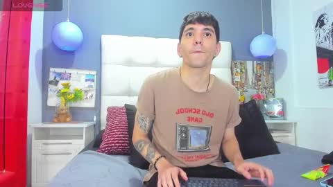 Snapshot of matteo12_ chatting on October 27, 2025, 2:59 am ---Matteo--- online show from October 27, 2025, 2:59 am