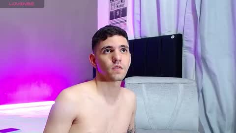 Snapshot of matteo12_ chatting on November 6, 2025, 4:46 am ---Matteo--- online show from November 6, 2025, 4:46 am