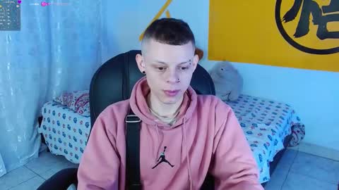 Snapshot of matthewboy_ chatting on December 28, 2024, 8:05 am MatthewBoy online show from December 28, 2024, 8:05 am