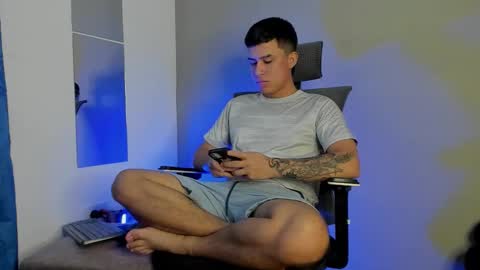 mattiwsmorris_ online show from November 15, 2025, 6:15 pm