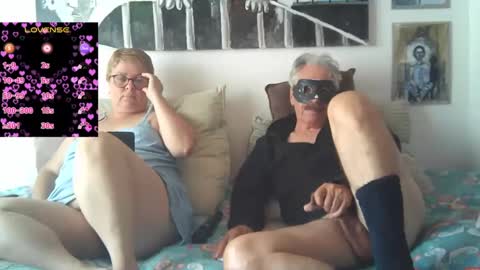 Snapshot of mature_couple_wild_2 chatting on September 13, 2025, 3:23 pm DominikFrank online show from September 13, 2025, 3:23 pm