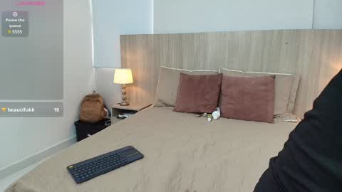 Snapshot of mature_katerin chatting on January 16, 2025, 11:37 am katerin online show from January 16, 2025, 11:37 am