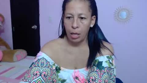 Snapshot of mature_martina_ chatting on January 29, 2025, 4:58 am Martina online show from January 29, 2025, 4:58 am